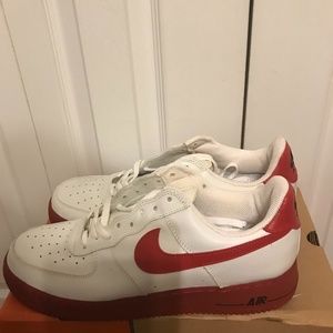 Nike Air Force 1 Red Sole (2004)